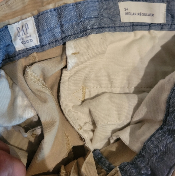 GAP - Men's Khaki Short - Picture 6 of 7